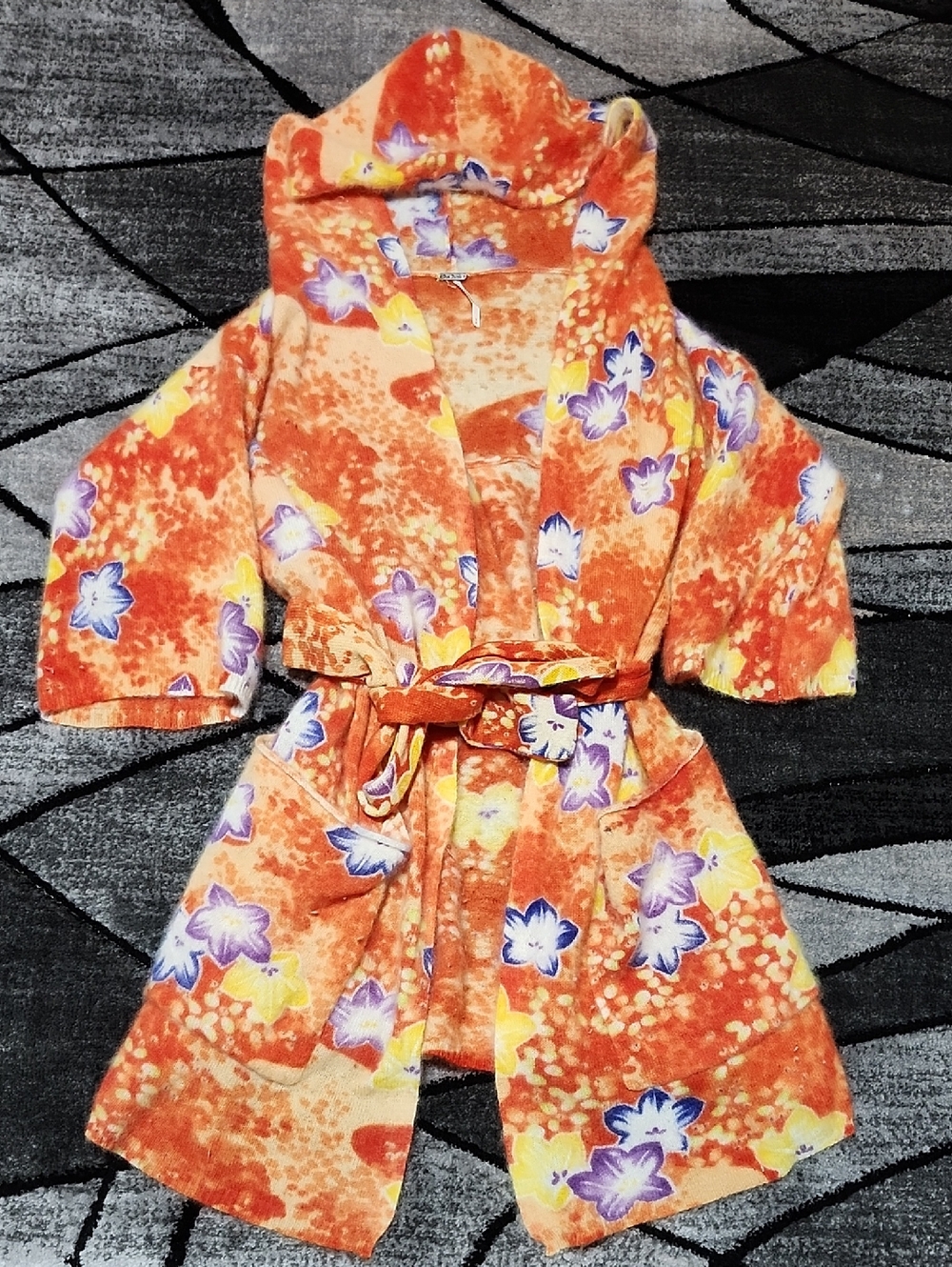 FREE PEOPLE ORANGE MULTI-COLOR FLORAL PRINT CASHMERE HOODIE KIMONO-STYLE ROBE